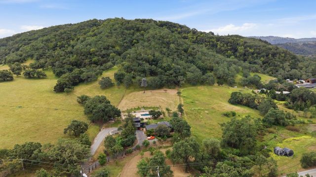 3150 Day Road, Gilroy, CA 95020