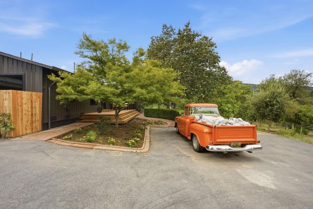 3150 Day Road, Gilroy, CA 95020