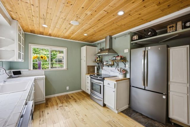 3150 Day Road, Gilroy, CA 95020