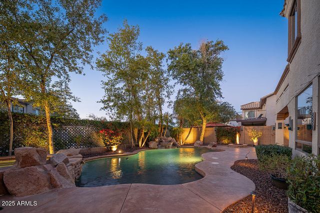 29610 N 21st Drive, Phoenix, AZ 85085