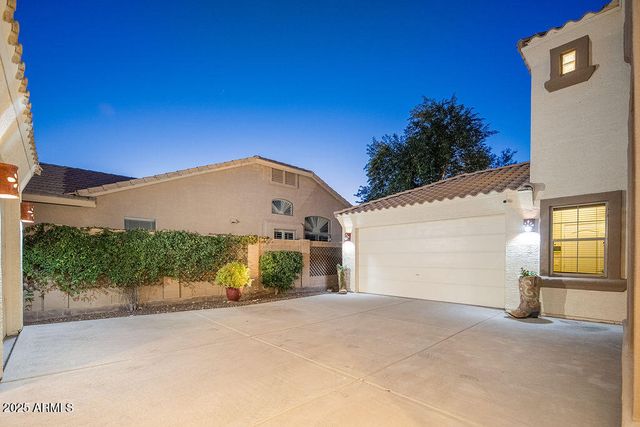 29610 N 21st Drive, Phoenix, AZ 85085