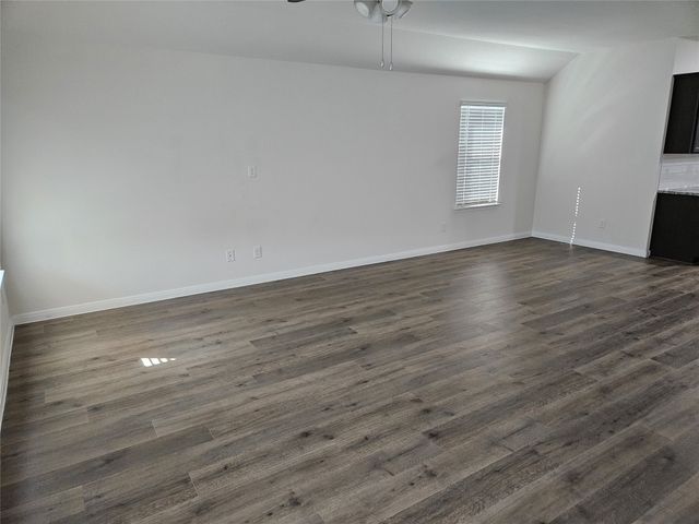 903 Emerald Gate Drive, Princeton, TX 75407