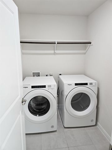 903 Emerald Gate Drive, Princeton, TX 75407