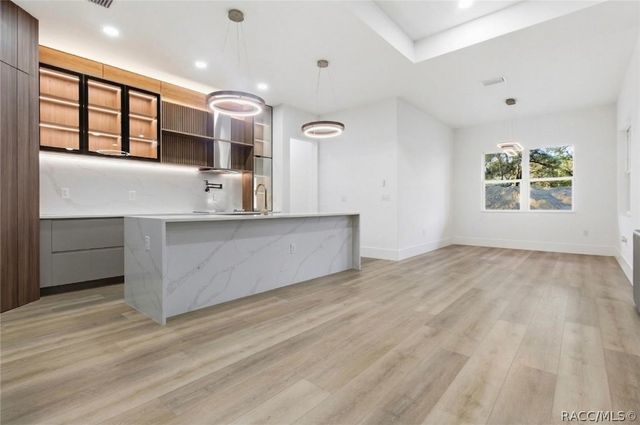 3889 W Hampshire Boulevard, Dunnellon, FL 34433