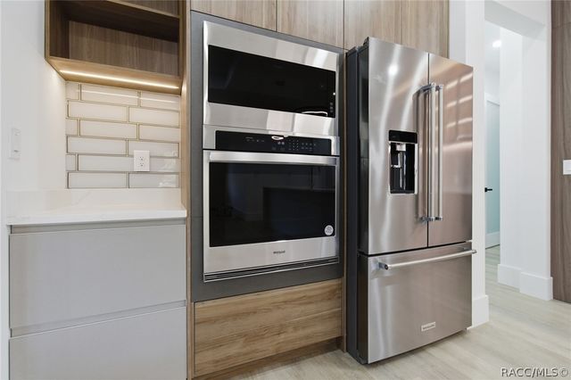 3889 W Hampshire Boulevard, Dunnellon, FL 34433