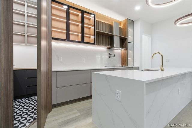 3889 W Hampshire Boulevard, Dunnellon, FL 34433