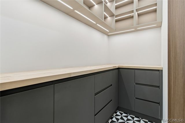 3889 W Hampshire Boulevard, Dunnellon, FL 34433