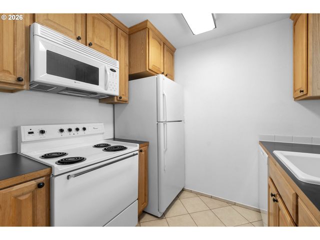 5488 Sw ALGER Ave I-10, Beaverton, OR 97005