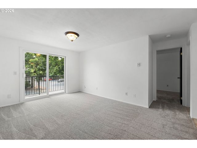 5488 Sw ALGER Ave I-10, Beaverton, OR 97005