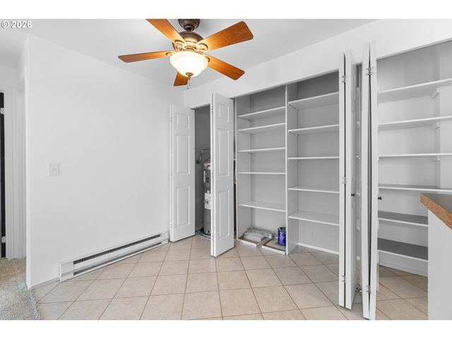 5488 Sw ALGER Ave I-10, Beaverton, OR 97005