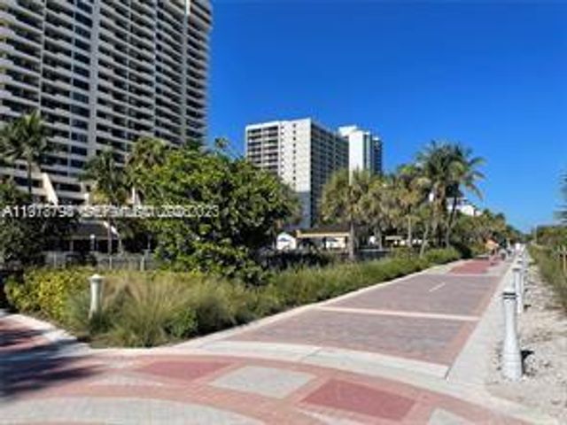 2555 Collins Ave 506, Miami Beach, FL 33140