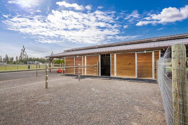 1709 W Cinnibar Ln, Spokane, WA 99224