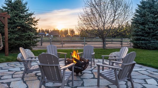 1709 W Cinnibar Ln, Spokane, WA 99224