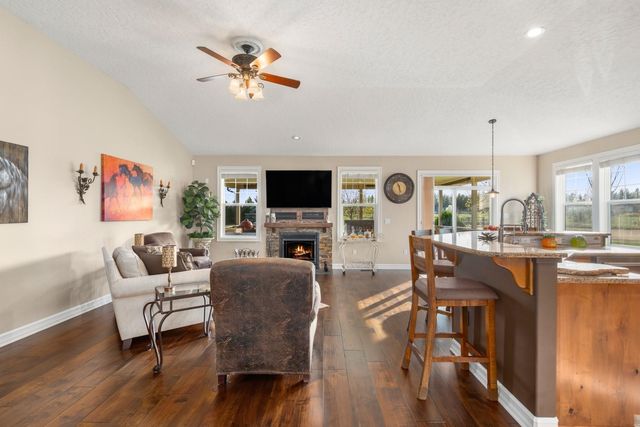 1709 W Cinnibar Ln, Spokane, WA 99224