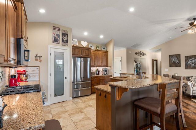 1709 W Cinnibar Ln, Spokane, WA 99224