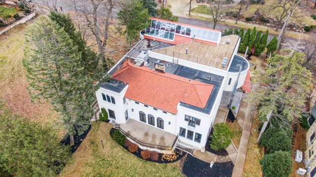 4637 E Lake Harriet Parkway, Minneapolis, MN 55419