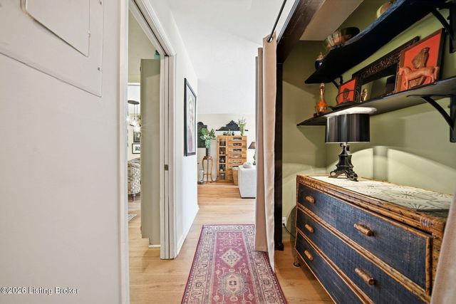 3030 Breckenridge Ln 118, Louisville, KY 40220