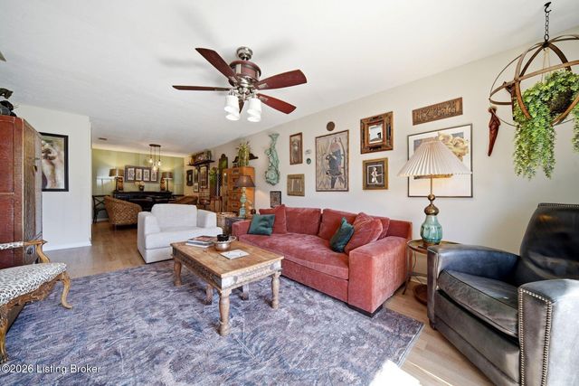 3030 Breckenridge Ln 118, Louisville, KY 40220