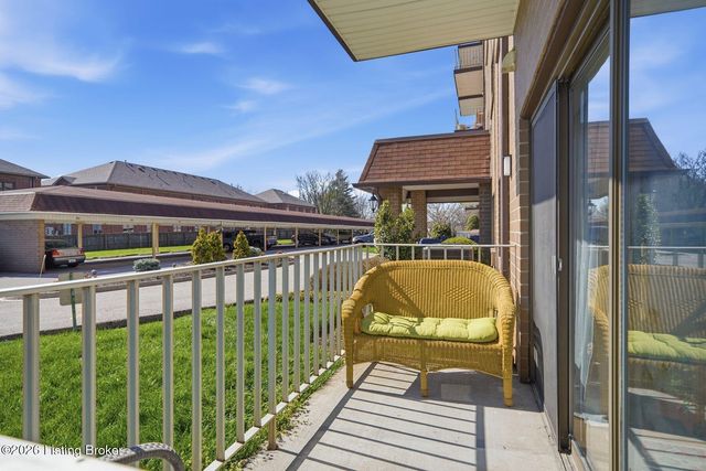 3030 Breckenridge Ln 118, Louisville, KY 40220