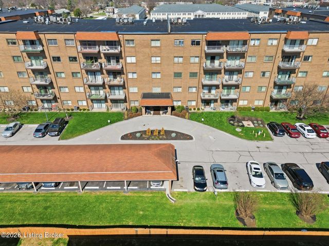 3030 Breckenridge Ln 118, Louisville, KY 40220