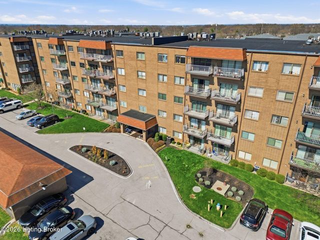 3030 Breckenridge Ln 118, Louisville, KY 40220