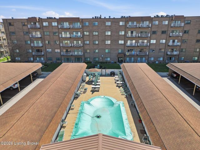 3030 Breckenridge Ln 118, Louisville, KY 40220