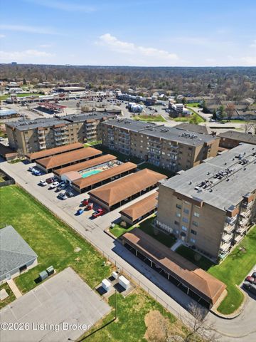 3030 Breckenridge Ln 118, Louisville, KY 40220