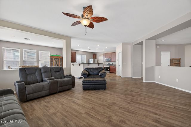 25660 N DESERT MESA Drive, Surprise, AZ 85387