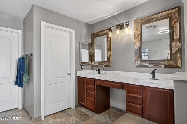 25660 N DESERT MESA Drive, Surprise, AZ 85387