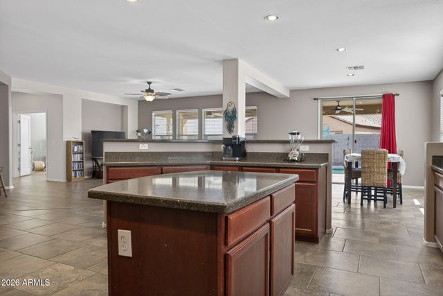 25660 N DESERT MESA Drive, Surprise, AZ 85387