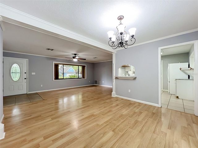 300 PINECREST ROAD, Mount Dora, FL 32757