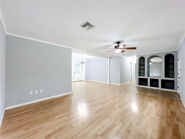 300 PINECREST ROAD, Mount Dora, FL 32757