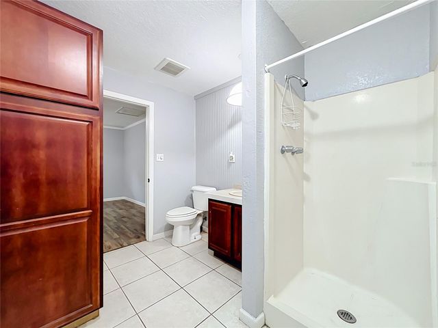 300 PINECREST ROAD, Mount Dora, FL 32757