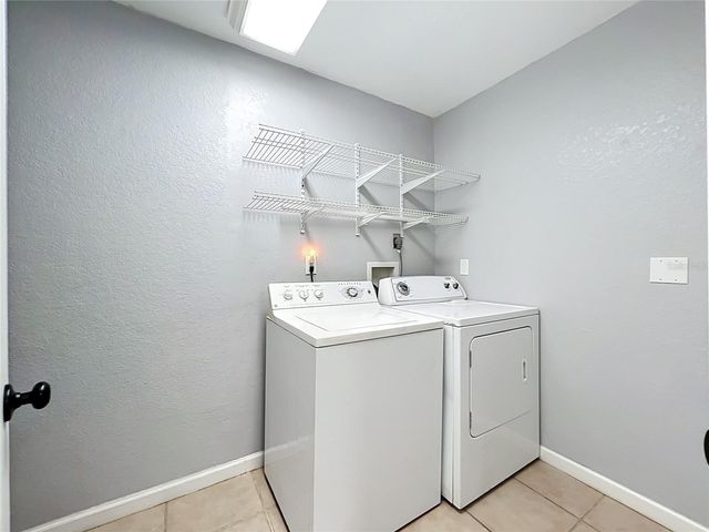 300 PINECREST ROAD, Mount Dora, FL 32757