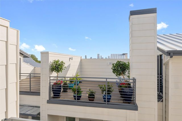 2606 Wilson ST 1104, Austin, TX 78704