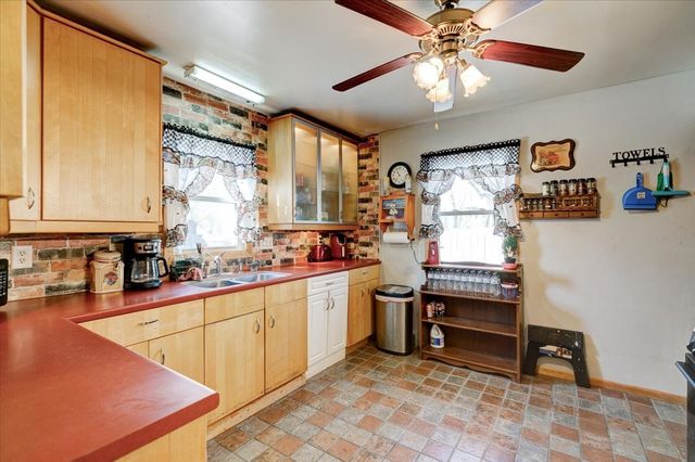 300 Hughes Avenue, Des Moines, IA 50315