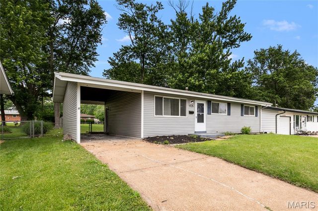 1525 Layven Avenue, Florissant, MO 63031