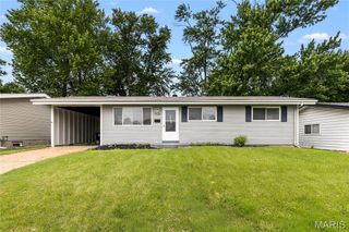 1525 Layven Avenue, Florissant, MO 63031