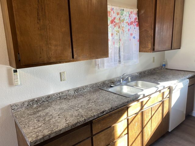 1801 Parallel Street, Shasta Lake, CA 96019