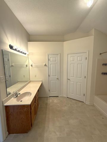 6893 CENTURY OAKS DR, Unincorporated, TN 38018