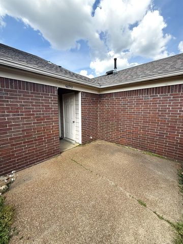 6893 CENTURY OAKS DR, Unincorporated, TN 38018