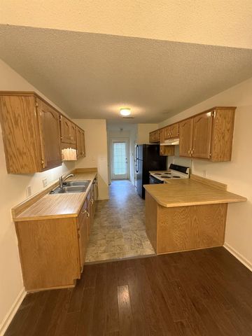 6893 CENTURY OAKS DR, Unincorporated, TN 38018