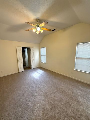 6893 CENTURY OAKS DR, Unincorporated, TN 38018