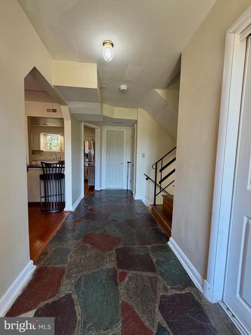 25 PANORAMA DR, Oxon Hill, MD 20745
