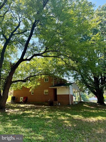 25 PANORAMA DR, Oxon Hill, MD 20745