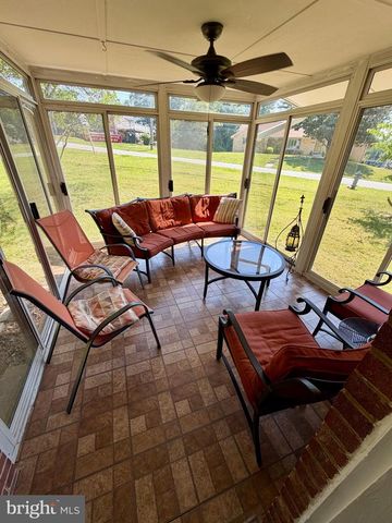 25 PANORAMA DR, Oxon Hill, MD 20745
