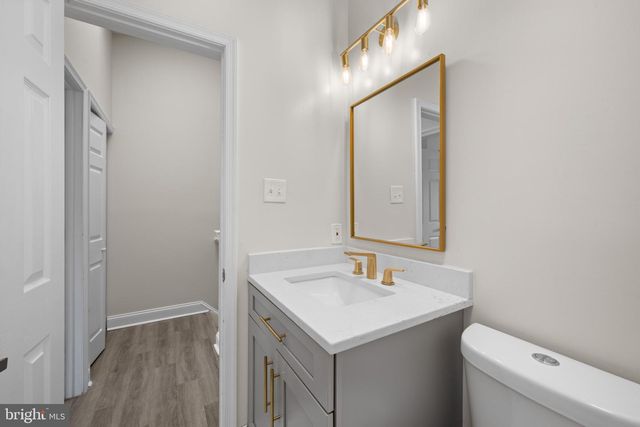 122 COURTLAND WOODS CIR, Pikesville, MD 21208