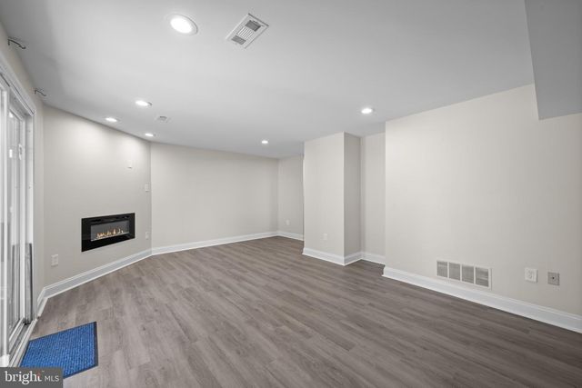 122 COURTLAND WOODS CIR, Pikesville, MD 21208