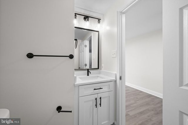 122 COURTLAND WOODS CIR, Pikesville, MD 21208