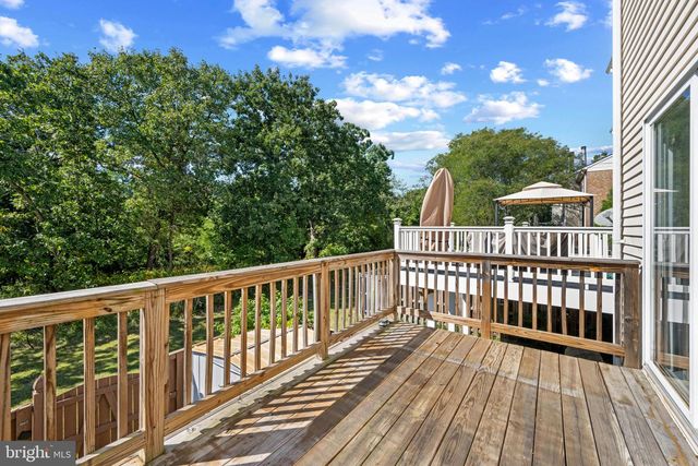 122 COURTLAND WOODS CIR, Pikesville, MD 21208